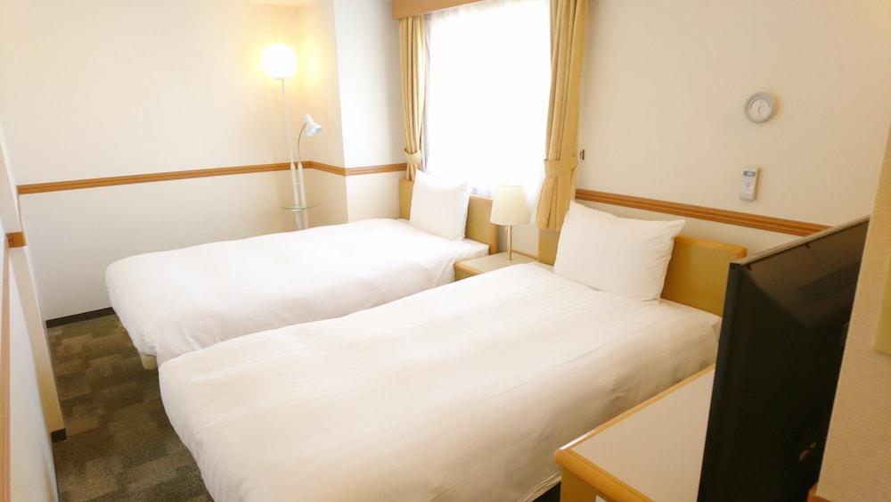 Toyoko Inn Okayama-Eki Nishiguchi Hiroba Exterior foto